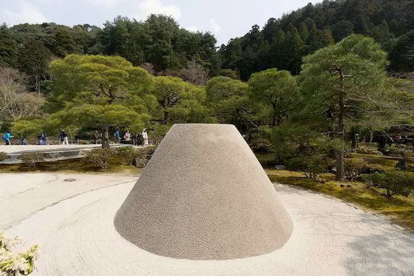 Kogetsudai (Moon Viewing Sand Mound) (1)